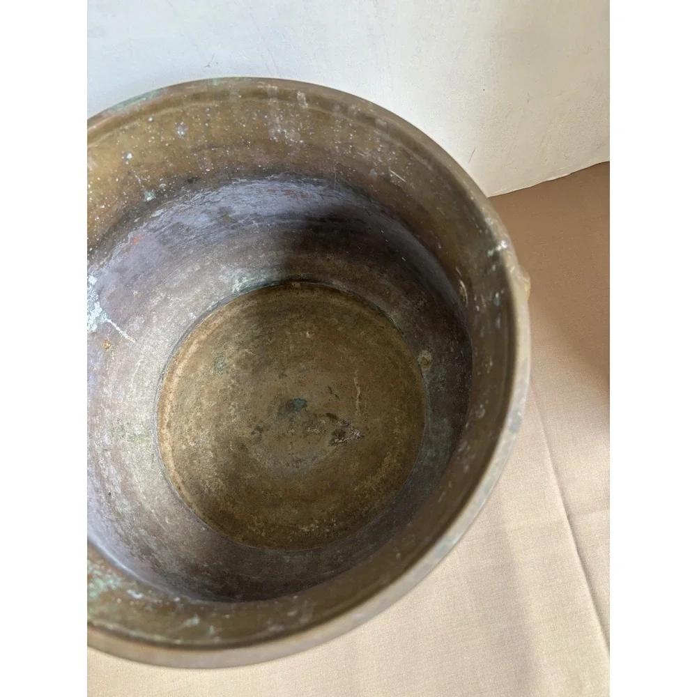 Vintage Jardiniere Hammered Brass Planter w Elephant Head Handles 9